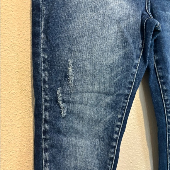 KanCan jeans - Picture 3 of 5